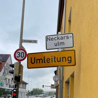 Umleitungsschild Neckars-ulm