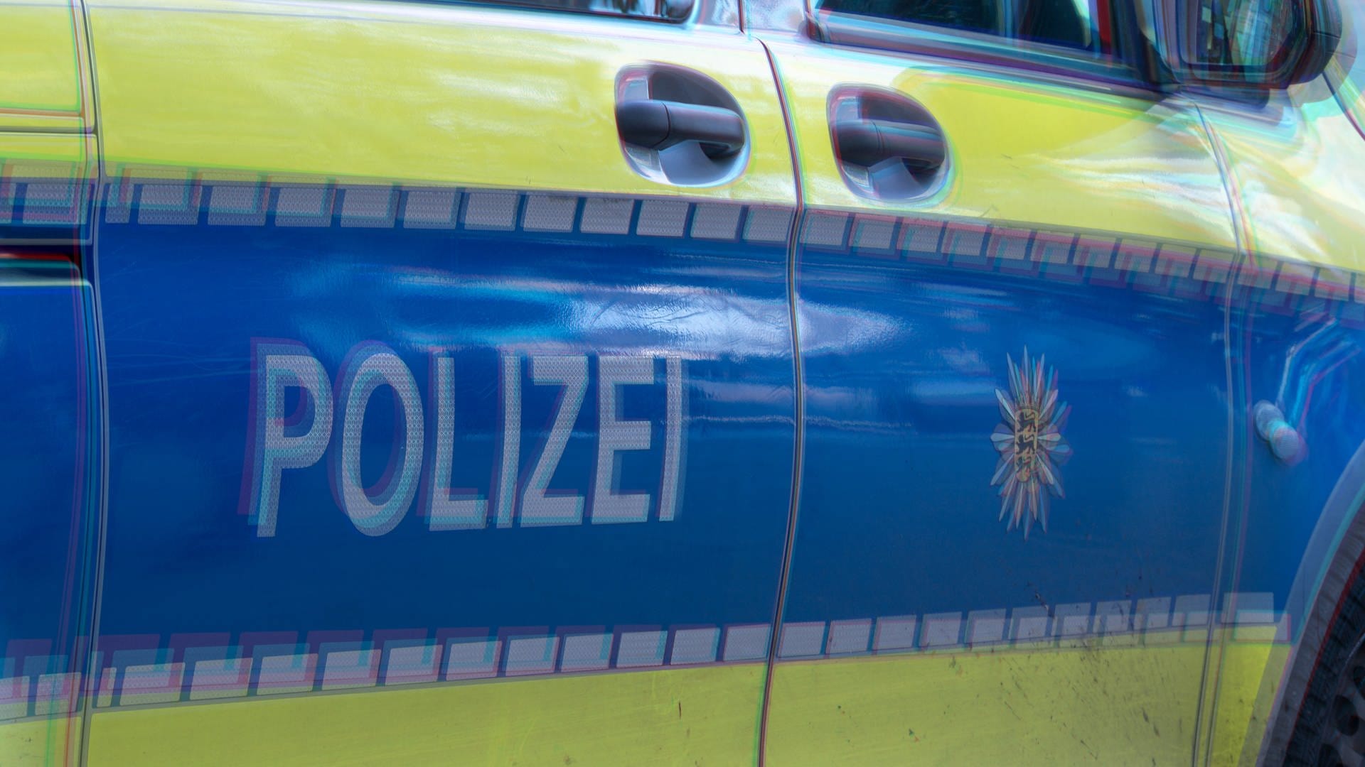Polizei rettet in Brackenheim Kleinkind bei Hitze aus Auto