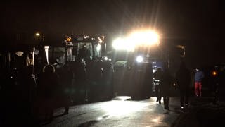 Bauern blockieren Lager von Kaufland in Möckmühl