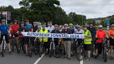 Menschen beim autofreien Sonntag