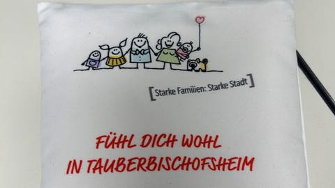 Geschenk zur Geburt: Ein Körnerkissen aus Tauberbischofsheim