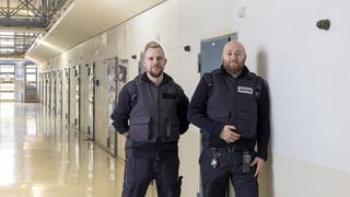 Zwei Mitarbeiter der JVA-Heilbronn.