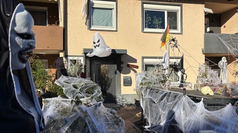 Halloween Straßenszene in Schwaigern