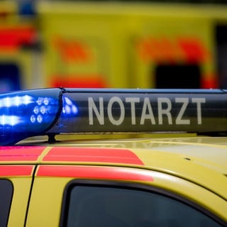 In Gaildorf wurde ein 92-Jähriger angefahren. Der Fahrer ist geflüchtet.