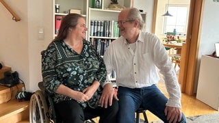 Die Paarberater Matthias und Daniela Stolla in ihrem Zuhause in Forchtenberg. Das Ehepaar ist selbstständig.