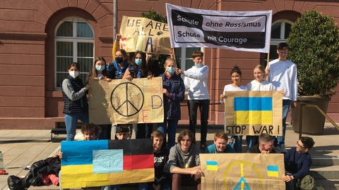 Karlsruher Schüler protestieren gegen Rassismus