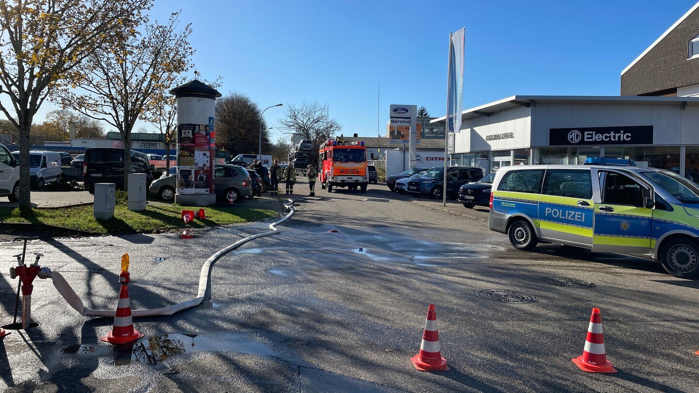 Baden-Baden: Falschtanker Löst Gefahrstoff-Einsatz Der Feuerwehr Aus ...