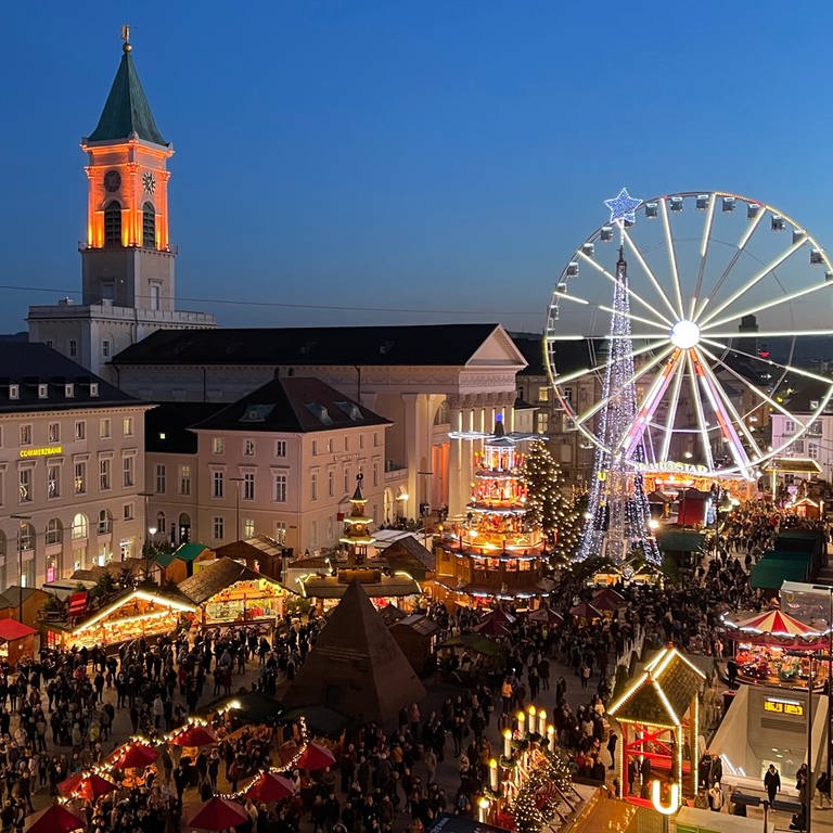 Weihnachtsmarkt Karlsruhe 2022 der Weihnachtsmann fliegt wieder SWR