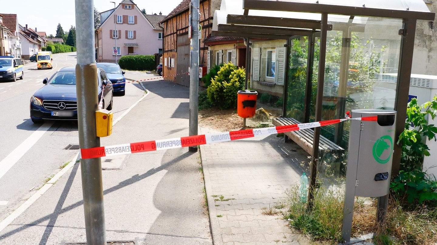 Messerangriff In Mühlacker - Verdächtiger In Untersuchungshaft - SWR ...