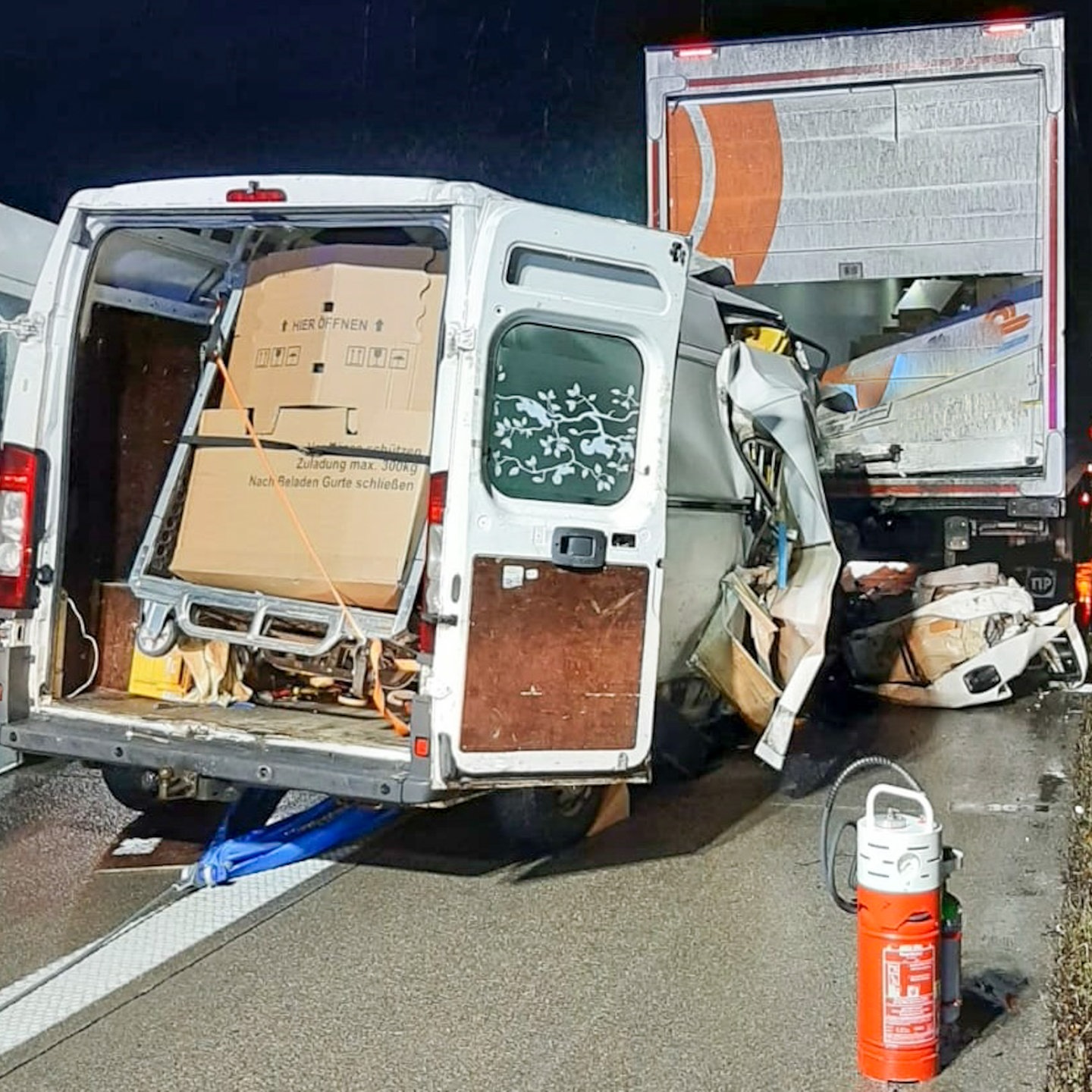 Unfall Bei Kronau: Mann Auf A5 Tödlich Verletzt - SWR Aktuell