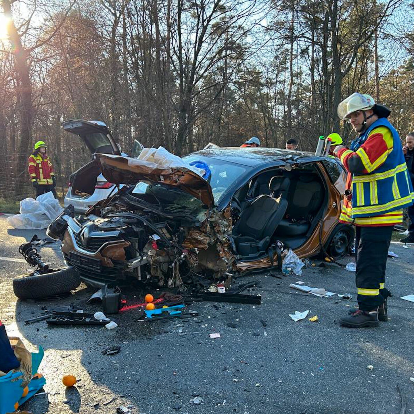 B36 Bei Graben-Neudorf Nach Schwerem Unfall Stunden Gesperrt - SWR Aktuell