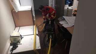 Feuerwehr musste Keller in Rheinstetten leer pumpen