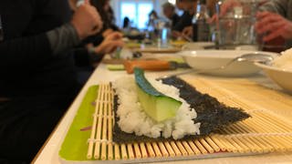 Alternative in Karlsruhe: Sushi machen statt Fußball-WM schauen