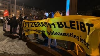 Klimaaktivisten demonstrieren in Karlsruhe
