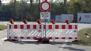 Wegen der Sanierung der B3 wird die Autobahnanschlussstelle Karlsruhe-Süd zwei Monate lang gesperrt. 