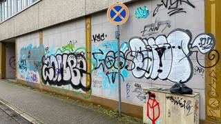 Mit dem Anti-Graffiti-Mobil geht Pforzheim gegen illegale Schmierereien vor.