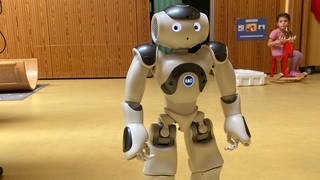 Roboter Nao in einer Kita in Karlsruhe