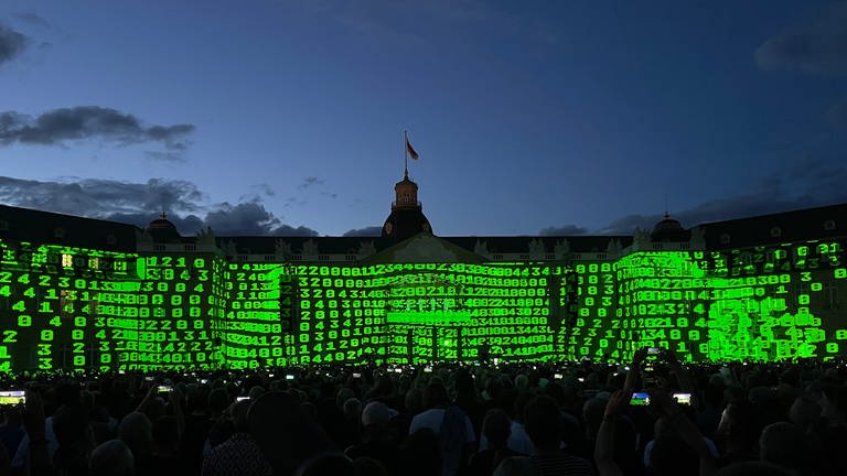 Das Kraftwerk-Konzert 2023 vor dem Schloss in Karlsruhe