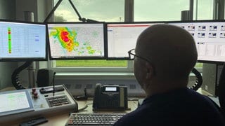 Einsatzzentrale der Feuerwehr am Flughafen KarlsruheBaden-Baden