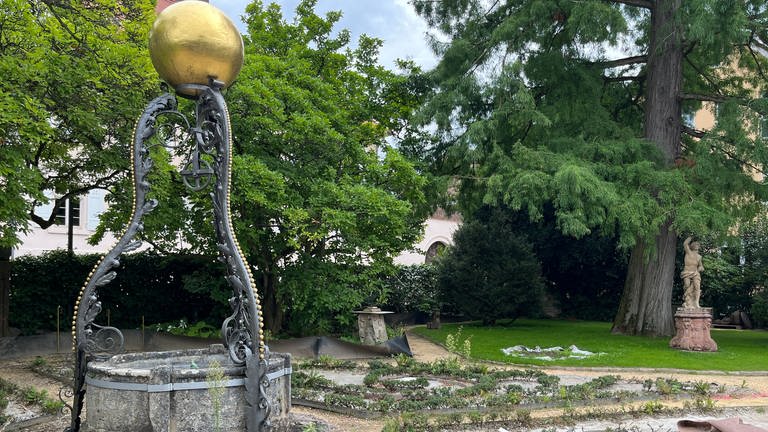 Der Katz'sche Garten in Gernsbach, ein Barock- und Skulpturengarten aus dem 19. Jahrhundert. Nach Arbeiten zum Hochwasserschutz musste der Park wieder hergerichtet werden.