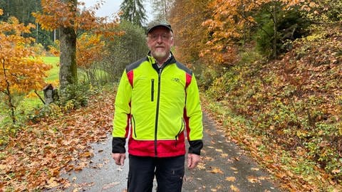 Seit vier Jahren ist der Wildtierbeauftragte Martin Hauser dem Wolf dicht auf den Fersen