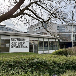 Schulgebäude der Fritz-Erler-Schule in Pforzheim