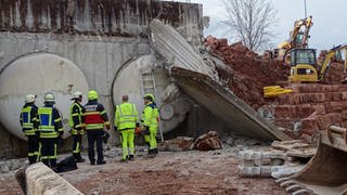 Der rechte von den beiden stillgelegten Gastanks wurde bei Bauarbeiten in Calw Wimberg beschädigt.