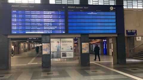 Wegen des GDL-Streiks fallen einige Züge am Hauptbahnhof in Karlsruhe aus