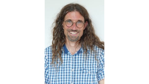 Portraitbild von Geologe Dominik Ehret