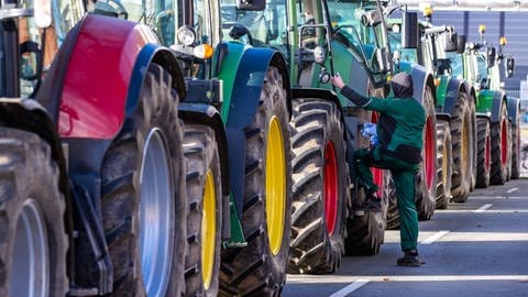 Bauernproteste in Karlsruhe, Pforzheim, Rastatt, Bruchsal und Bretten: Die Landwirte in der Region haben für Montag umfassende Protestaktionen angekündigt.