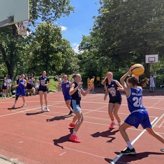 Das deutsch-französische Basketballturnier beim Schulfest in Karlsruhe