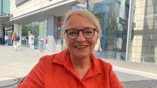 Monika Descharmes (FPD) sitzt seit fast 20 Jahren im Gemeinderat Pforzheim. Sie berichtet von großen Veränderungen in der Kommunalpolitik.