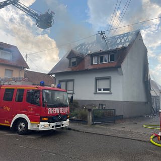 Brand in einem Einfamilienhaus in Rastatt-Ottersdorf