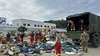 Die Bundeswehr hilft bei den Aufräumarbeiten in Bruchsal