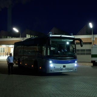 Transportzentrale Baden-Württemberg in Heimsheim: Von hier aus werden die Gefangenentransporte von Gefängnis zu Gefängnis koordiniert.