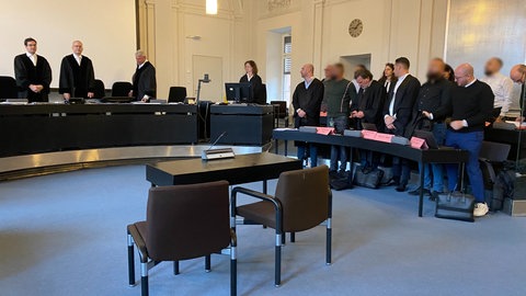 Prozess in Karlsruhe um Betrug mit Coronatests: Schaden soll in die Millionen gehen