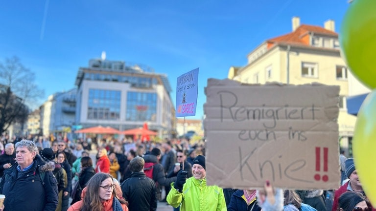 Hundert demonstrieren gegen rechts in Bruchsal