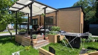 Kleines Glück: Auf einem Campingplatz in Waldbronn (Kreis Karlsruhe) steht das Tiny House von Louisa Vetter.