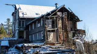 Von vielen Bürgerinnen und Bürgern nicht gewollt: Die Ruine Hundseck an der Schwarzwaldhochstraße.