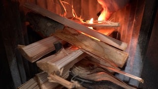 Viele alte Kamin- und Kachelöfen müssen demnächst ausgetauscht werden 