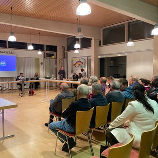 Emotionale Diskussionen auf der ersten Ortschaftsratssitzung nach dem Tod von drei Mädchen in Pforzheim Hohenwart.