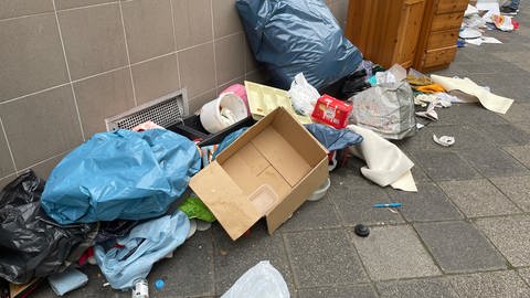 Müll in den Straßen von Mannheim