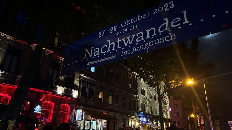 Mannheimer Nachtwandel: Laut Polizei 27.000 Besucher - SWR Aktuell