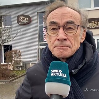 Eugen Rutz im Interview mit dem SWR zum Brand in seiner Bäckerei in Walldorf (Rhein-Neckar-Kreis).