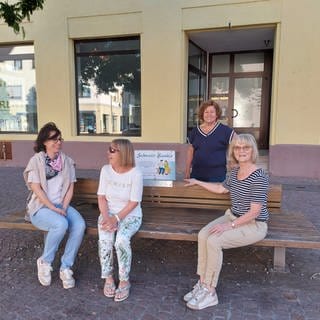 Schwätz-Bänkle in Schwetzingen soll Kommunikation fördern