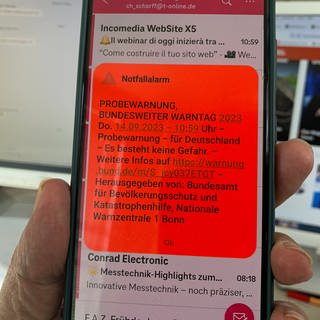 Die Warnung kam um 11 Uhr zum Beispiel über die Kat-Warn-App auf die Handys