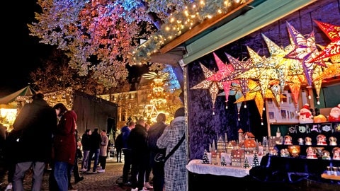 Der Mannheimer Weihnachtsmarkt am Wasserturm