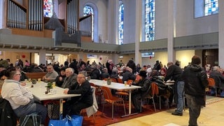 Mannheimer Vesperkirche: So viele Menschen wie noch nie nehmen das Angebot an