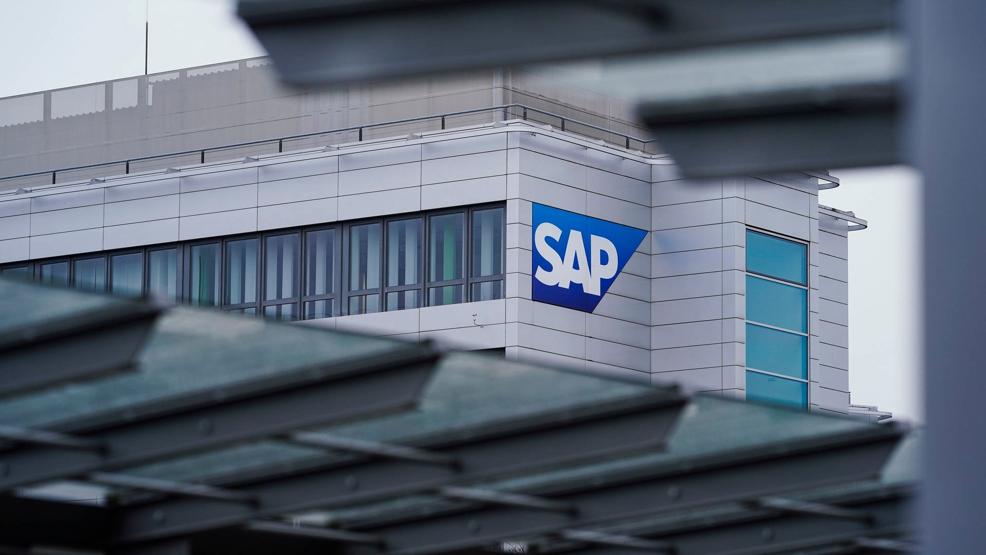 Homeoffice-Regelung bei SAP: Vorübergehende Einigung vor Mannheimer Gericht