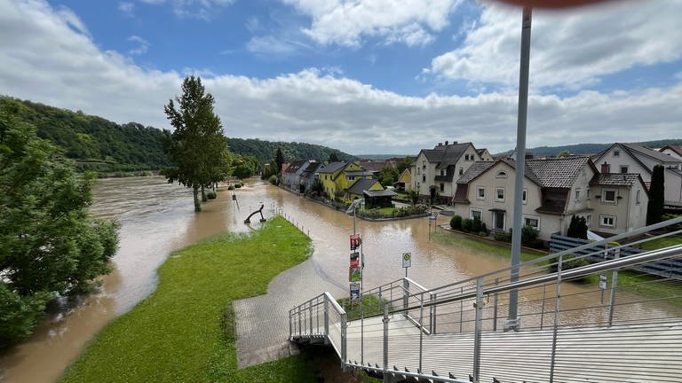 Das Hochwasser hat im Neckar-Odenwald-Kreis für erhebliche Probleme gesorgt, bleibt aber im Rahmen.